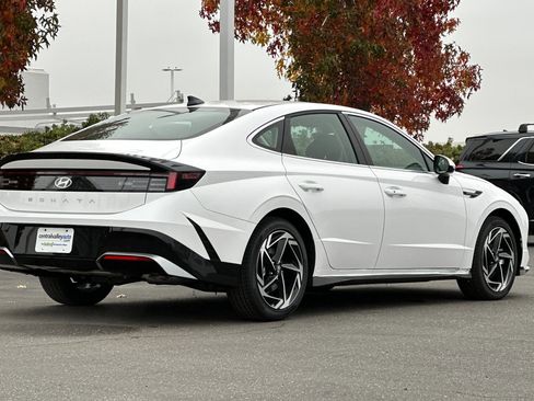 New 2026 Hyundai Sonata SEL image 4
