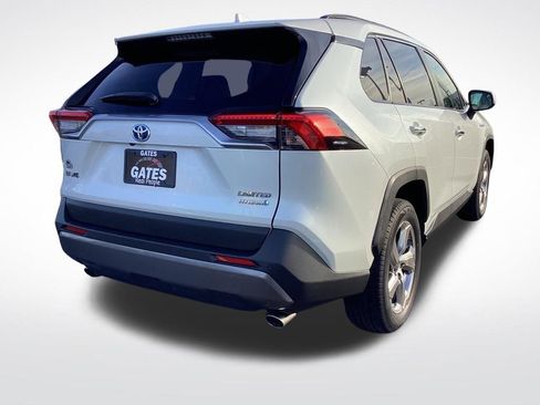 Used 2019 Toyota RAV4 Limited image 10