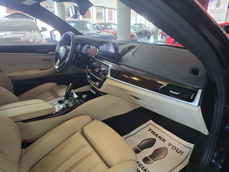 Used 2017 BMW 530i RWD image 14