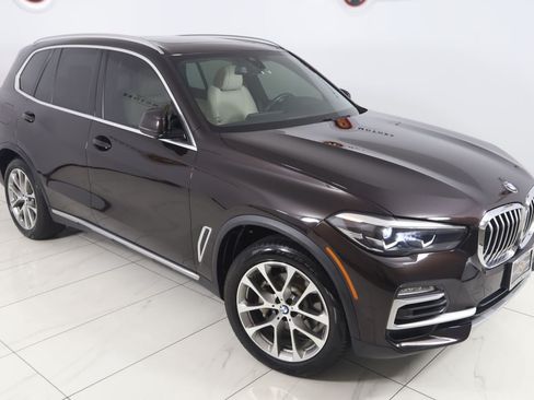 Used 2021 BMW X5 xDrive40i w/ Convenience Package AWD/4WD image 17