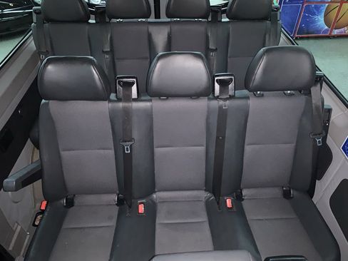 Used 2014 Mercedes-Benz Sprinter 2500 image 18