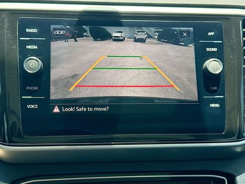 Used 2023 Volkswagen Atlas SE FWD image 35