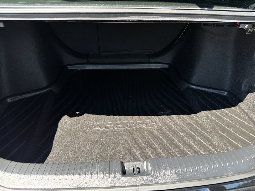 Used 2025 Honda Accord Touring image 34