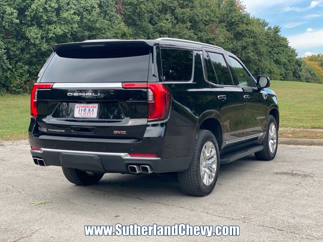 Used 2025 GMC Yukon Denali AWD/4WD image 7