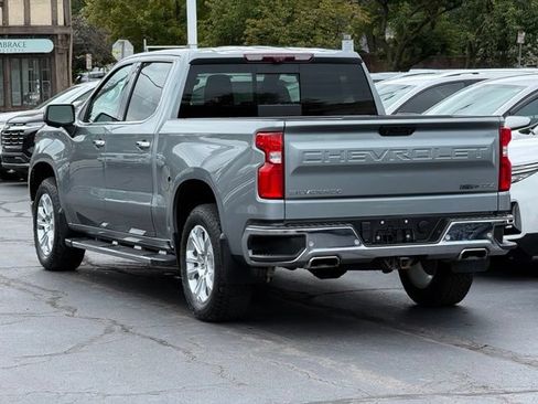 Used 2023 Chevrolet Silverado 1500 LTZ w/ Technology Package AWD/4WD image 5