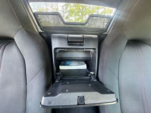 Used 2016 MAZDA MX-5 Miata Club image 25