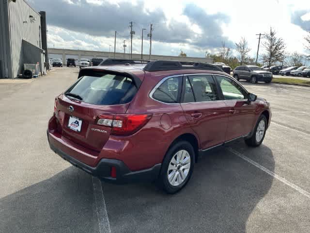 Used 2019 Subaru Outback 2.5i AWD/4WD image 8