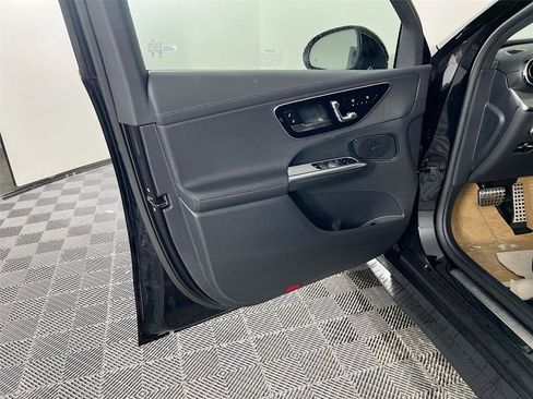 New 2026 Mercedes-Benz GLC 300 GLC 300 image 15