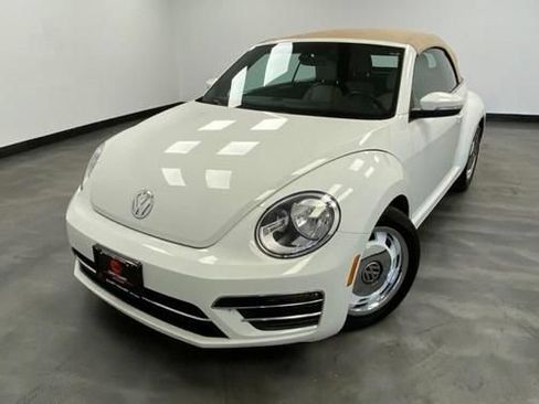 Used 2018 Volkswagen Beetle 2.0T Coast FWD image 10