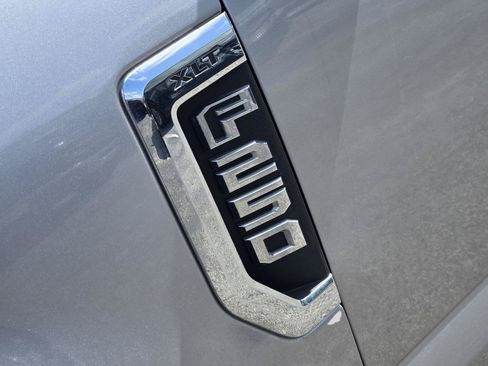 Used 2020 Ford F250 XLT AWD/4WD image 12