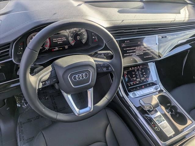 New 2026 Audi Q7 3.0T Premium Plus w/ Premium Plus Package AWD/4WD image 3