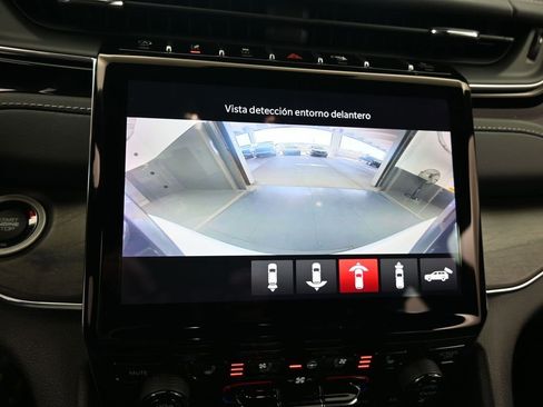 Used 2024 Jeep Grand Cherokee Overland w/ Adv Protech Group III image 24