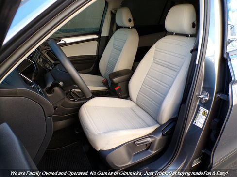 Used 2022 Volkswagen Tiguan S image 18