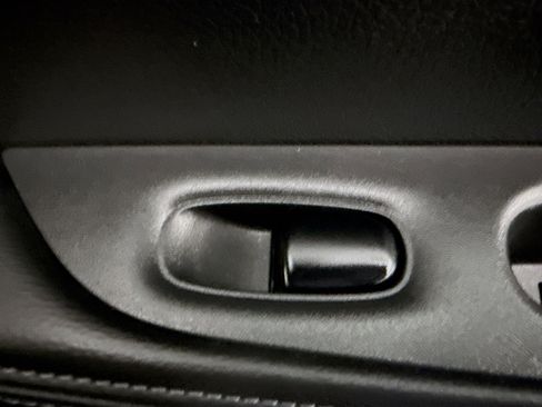 Used 2016 Nissan Rogue SV w/ SV Premium Package image 31