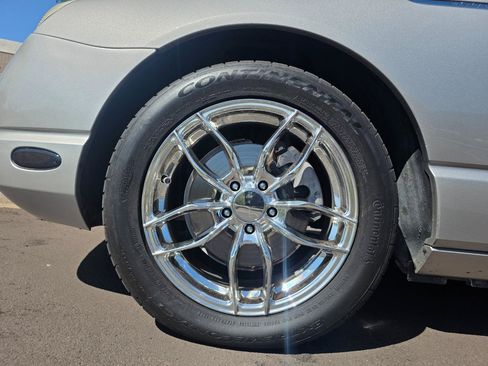 Used 2005 Ford Thunderbird RWD image 10