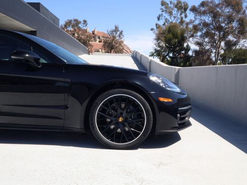 Certified 2023 Porsche Panamera 4 AWD/4WD image 11