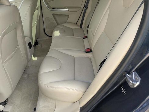 Used 2015 Volvo XC60 T6 w/ Climate Package AWD/4WD image 14