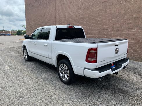 Used 2023 RAM 1500 Limited w/ Body Color Bumper Group AWD/4WD image 4