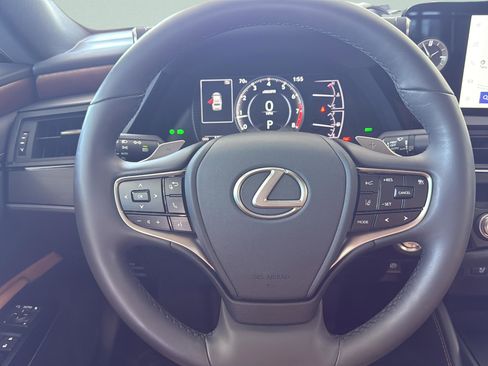 Used 2025 Lexus ES 350 w/ Premium Package FWD image 27