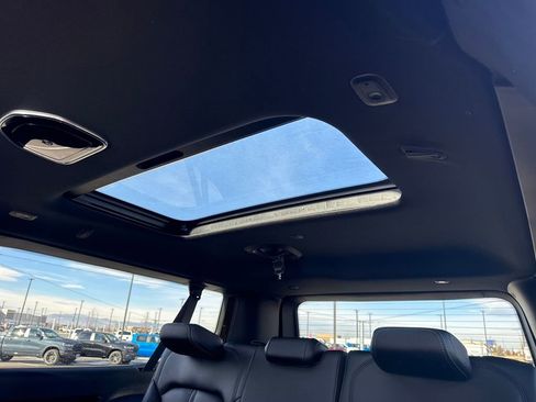 New 2026 Jeep Grand Wagoneer L Summit image 31