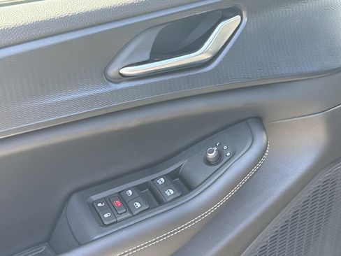New 2026 Jeep Grand Cherokee Laredo AWD/4WD image 14