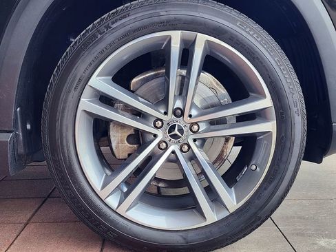 Used 2021 Mercedes-Benz GLE 350 image 4