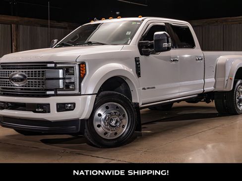 Used 2019 Ford F450 Platinum w/ Platinum Ultimate Package AWD/4WD image 4