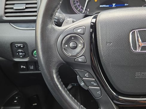 Used 2017 Honda Pilot Elite image 21