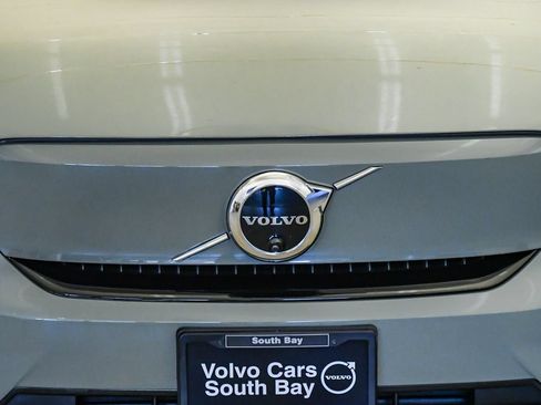 Certified 2024 Volvo C40 P8 Recharge Ultimate w/ Protection Package Premier AWD/4WD image 8