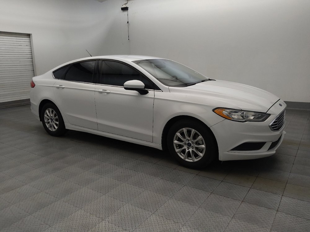 Used 2018 Ford Fusion S FWD image 11