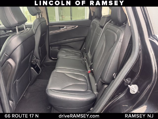 Certified 2023 Lincoln Nautilus Reserve AWD/4WD image 22