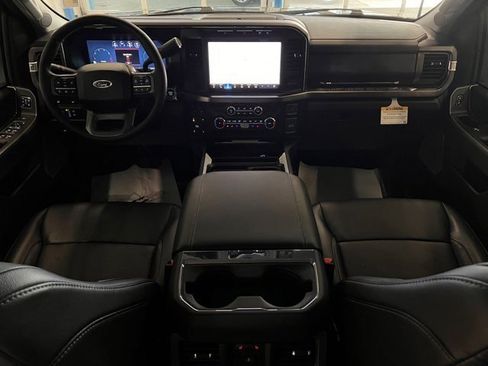 Used 2024 Ford F250 Lariat w/ Chrome Package image 18