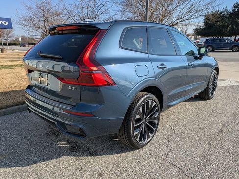 New 2026 Volvo XC60 B5 Ultra w/ Protection Package Premier image 4