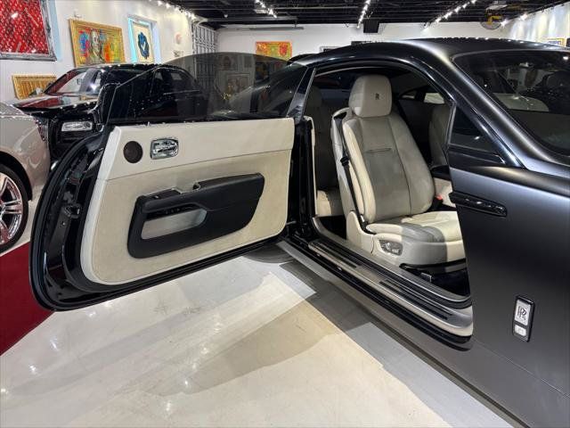 Used 2014 Rolls-Royce Wraith RWD image 11