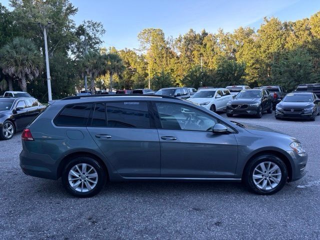 Used 2016 Volkswagen Golf S FWD image 7