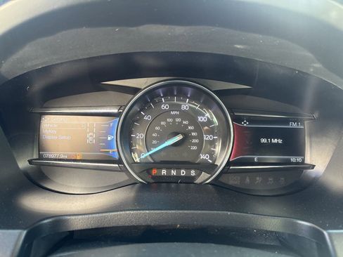 Used 2018 Ford Explorer XLT w/ Equipment Group 202A image 27