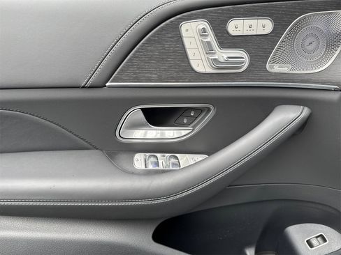 New 2025 Mercedes-Benz GLE 63 AMG S image 11