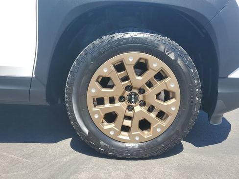 Certified 2021 Honda Ridgeline Black Edition image 6