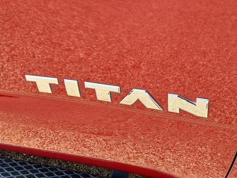 Used 2023 Nissan Titan Platinum Reserve w/ Moonroof Package AWD/4WD image 8