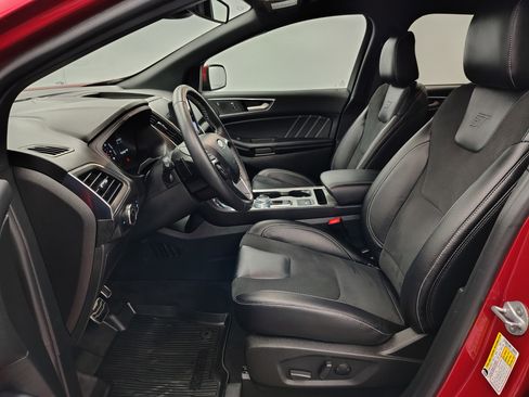 Used 2024 Ford Edge ST image 22