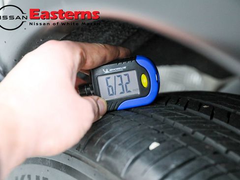 Used 2022 Nissan Rogue SL image 28