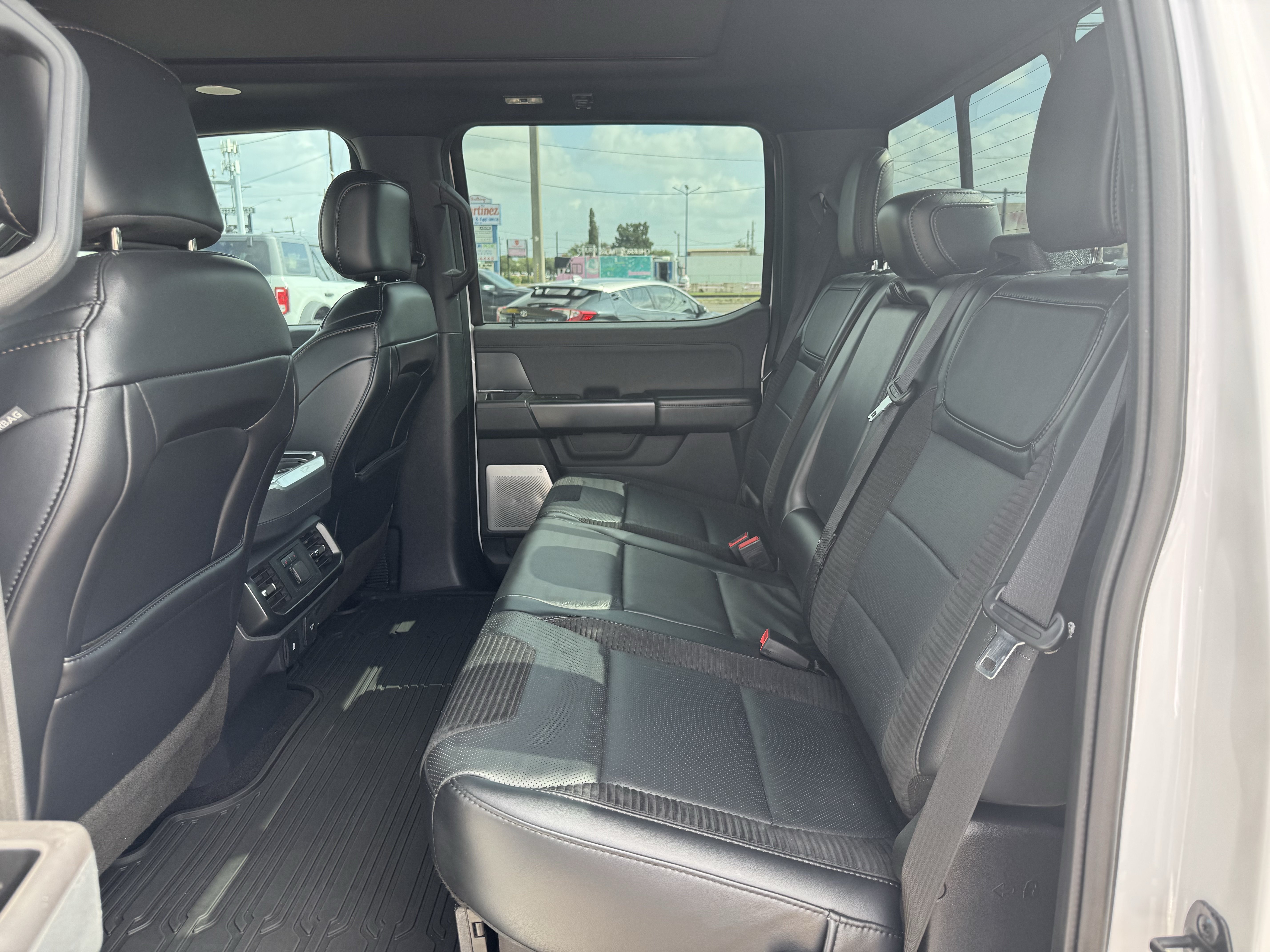 Used 2023 Ford F150 Raptor AWD/4WD image 26