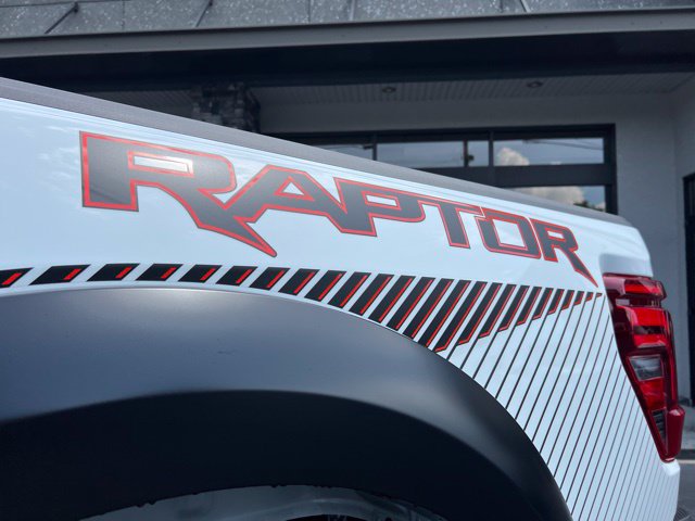 Used 2025 Ford F150 Raptor AWD/4WD image 17
