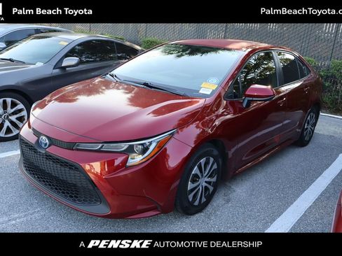 Used 2022 Toyota Corolla LE FWD image 1