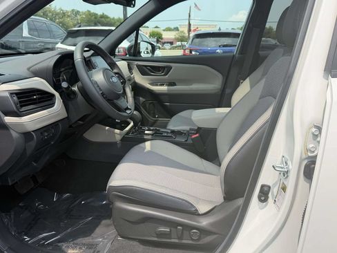 Certified 2026 Subaru Forester Premium w/ Base/Premium Package AWD/4WD image 18