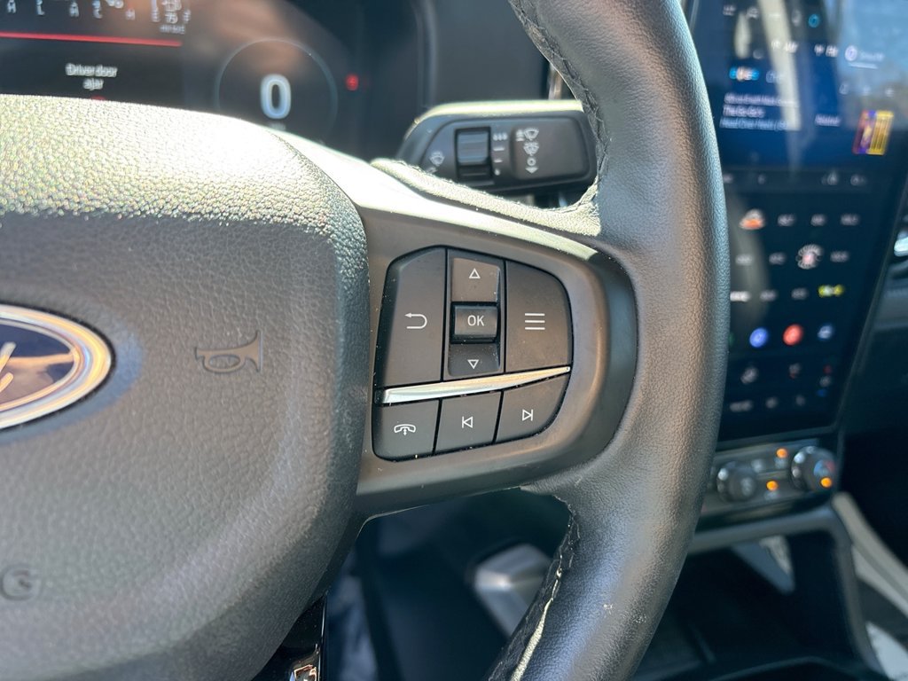 Used 2024 Ford Ranger Lariat w/ Trailer Tow Package AWD/4WD image 31