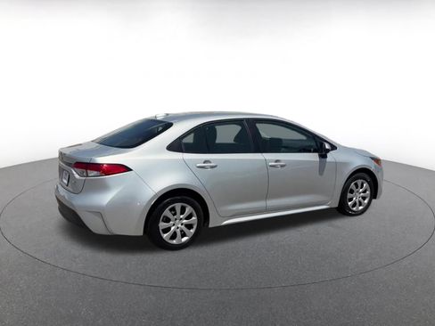 Used 2025 Toyota Corolla LE FWD image 14