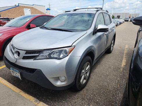 Used 2013 Toyota RAV4 XLE AWD/4WD image 3