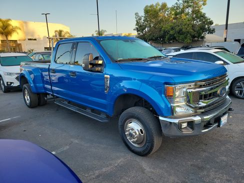 Used 2021 Ford F350 XLT AWD/4WD image 4