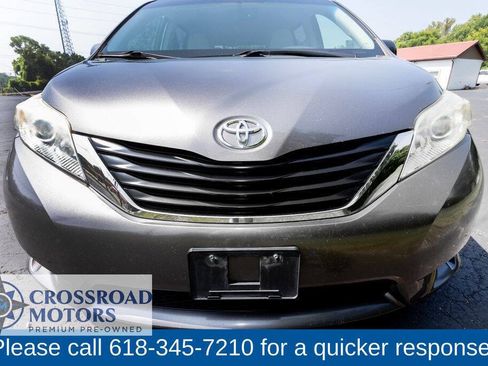 Used 2012 Toyota Sienna LE FWD image 8